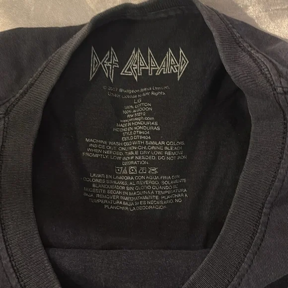 DONATED MARCH 2026
THANKS FOR LOOKING 
LOVE TO CONSIGNMENT SHOPPERS - Picture 3 of 5